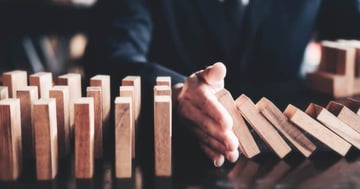 メールの誤送信対策とは? 原因やリスク、対策法と事例について解説