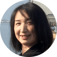 高山百合子氏