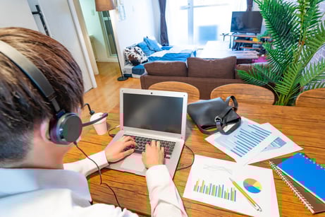 テレワークから始める働き方改革。導入目的と方法について